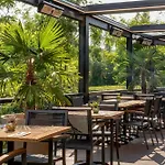 Corendon Urban Amsterdam Schiphol Airport ホテル 4*