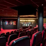 ホテル Corendon Urban Amsterdam Schiphol Airport 4*