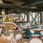 ホテル Corendon Urban Amsterdam Schiphol Airport 4*
