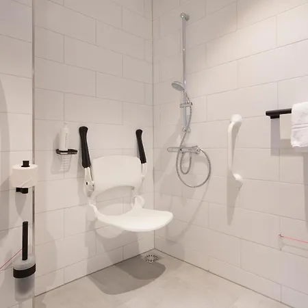 Corendon Urban Amsterdam Schiphol Airport Hotel 4*