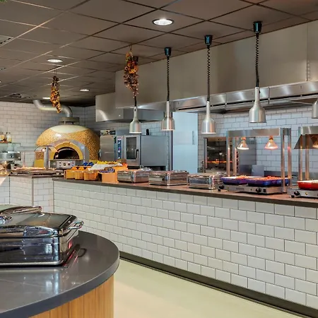 Corendon Urban Amsterdam Schiphol Airport 4*