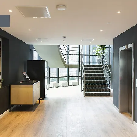 Corendon Urban Amsterdam Schiphol Airport Hotel