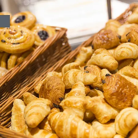 Corendon Urban Amsterdam Schiphol Airport 4*